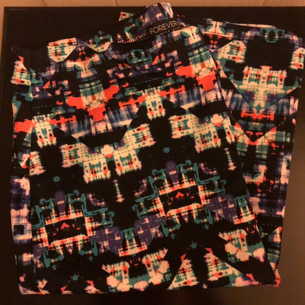 ✨NWOT✨ Forever 21+ Bright Patterned Pencil Skirt